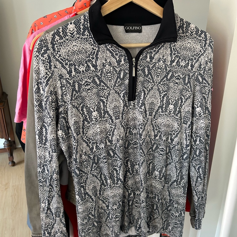 Black and Gray women Golfino sweater size M